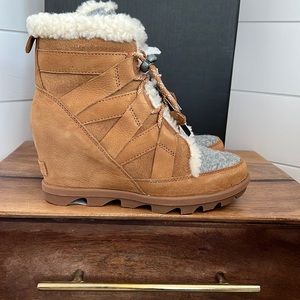 NWT in box Joan of arctic cozy 2 boot